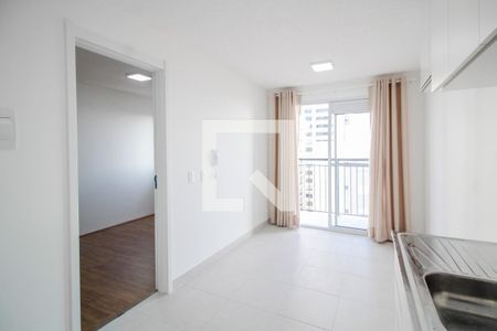 Sala/Cozinha de apartamento para alugar com 1 quarto, 32m² em Brás, São Paulo