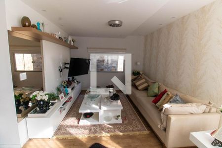 Sala de casa de condomínio para alugar com 5 quartos, 672m² em Pendotiba, Niterói