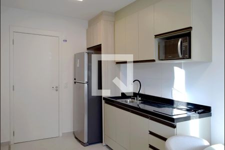 Sala/Cozinha Integrados de apartamento para alugar com 1 quarto, 27m² em Pinheiros, São Paulo