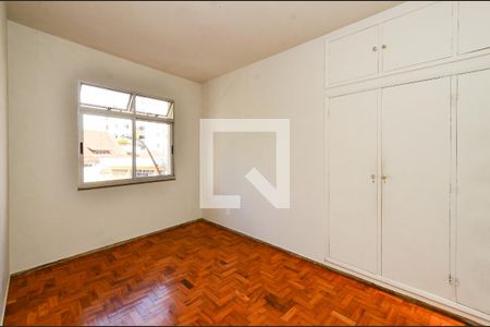 Suíte de apartamento à venda com 3 quartos, 98m² em Santo Antônio, Belo Horizonte