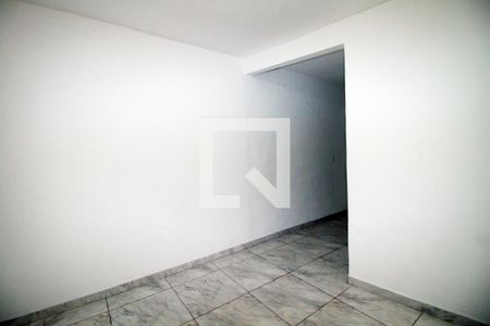 Sala de casa para alugar com 1 quarto, 60m² em Irajá, Rio de Janeiro