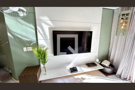 Sala de casa à venda com 3 quartos, 190m² em Vila Augusta, Guarulhos
