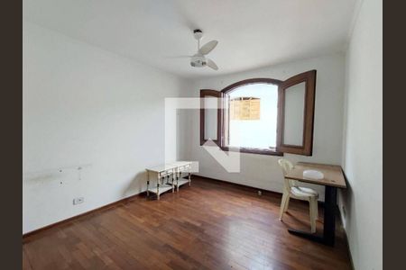 Casa à venda com 3 quartos, 160m² em Jardim Bonfiglioli, São Paulo