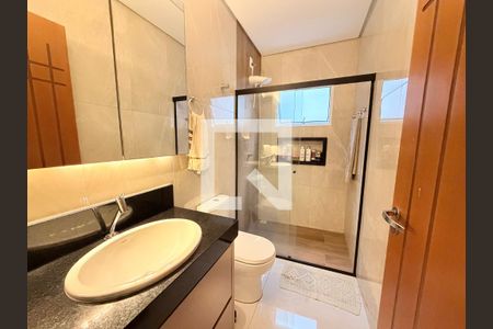 Banheiro da Suíte de casa à venda com 3 quartos, 183m² em Residencial Santa Giovana, Jundiaí