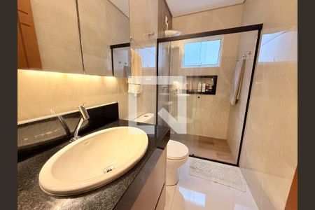Banheiro da Suíte de casa à venda com 3 quartos, 183m² em Residencial Santa Giovana, Jundiaí