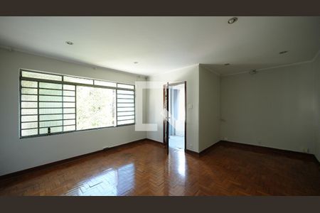 Sala de casa para alugar com 2 quartos, 143m² em Jardim Bela Vista, Santo André