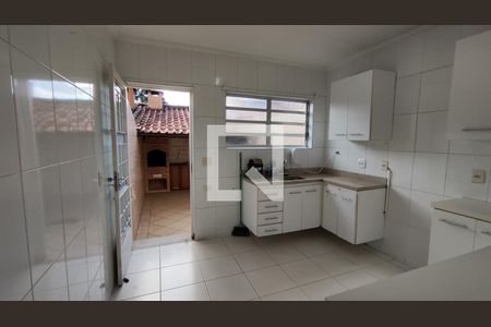 Casa à venda com 3 quartos, 185m² em Jardim Ester, São Paulo
