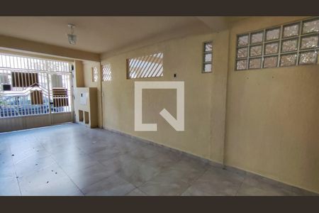 Casa à venda com 3 quartos, 185m² em Jardim Ester, São Paulo