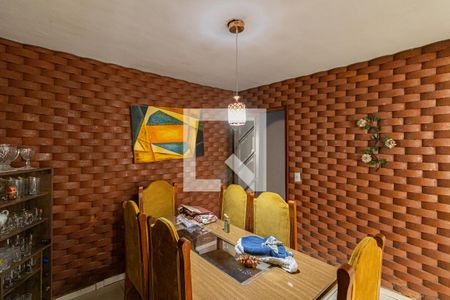 Sala de casa à venda com 3 quartos, 220m² em Parque Cruzeiro do Sul, São Paulo