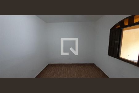 Casa à venda com 3 quartos, 200m² em Jardim Maria Lucia, São Paulo