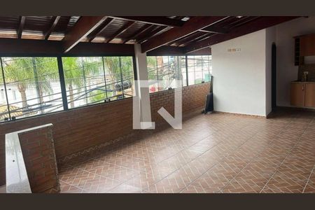 Casa à venda com 2 quartos, 192m² em Parque Cruzeiro do Sul, São Paulo