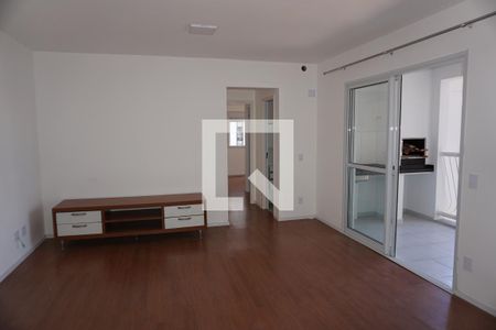 Sala de apartamento para alugar com 2 quartos, 86m² em Jardim Branca Flor, Embu das Artes