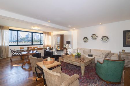 Sala de casa à venda com 3 quartos, 360m² em Indianópolis, São Paulo