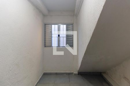 Quarto 2 de casa para alugar com 2 quartos, 49m² em Vila California, São Paulo