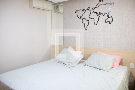 Quarto 01 de apartamento à venda com 2 quartos, 55m² em Setor Negrão de Lima, Goiânia