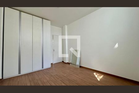 Quarto  de apartamento à venda com 3 quartos, 100m² em São Pedro, Belo Horizonte