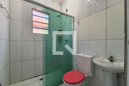 Banheiro da Suíte de casa para alugar com 3 quartos, 150m² em Nova Mirim, Praia Grande