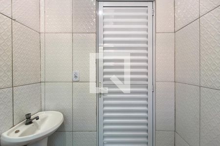 Banheiro da Suíte de casa para alugar com 3 quartos, 150m² em Nova Mirim, Praia Grande