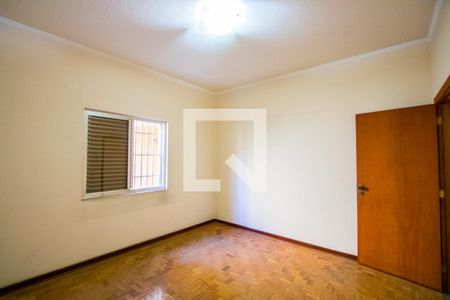 Quarto 2 de casa à venda com 3 quartos, 360m² em Vila Homero Thon, Santo André