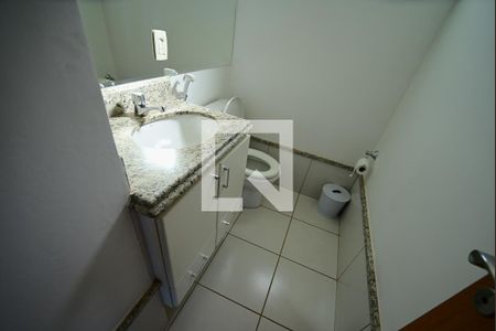 Lavabo de apartamento para alugar com 3 quartos, 108m² em Vila dos Alpes, Goiânia