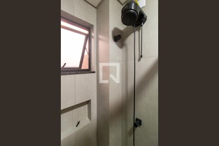 Banheiro de apartamento para alugar com 1 quarto, 30m² em São Pedro, São José dos Pinhais