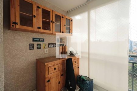Sacada de apartamento à venda com 3 quartos, 64m² em Penha de França, São Paulo