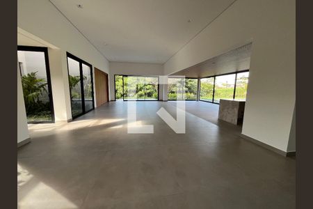 Casa à venda com 5 quartos, 650m² em Sousas, Campinas