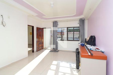 Casa para alugar com 3 quartos, 700m² em Vila Brasil, São Paulo