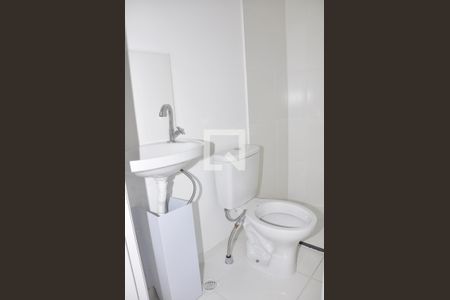 Detalhe - Kitnet / studio - Banheiro Social de apartamento para alugar com 1 quarto, 17m² em Vila Arcadia, São Paulo