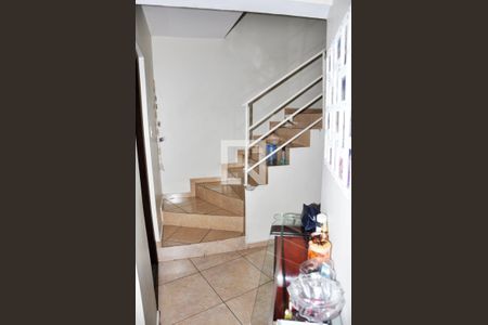 Detalhe - Corredor de casa à venda com 2 quartos, 127m² em Vila Mangalot, São Paulo