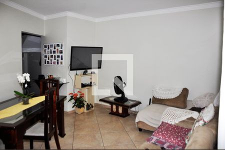 Casa à venda com 2 quartos, 127m² em Vila Mangalot, São Paulo