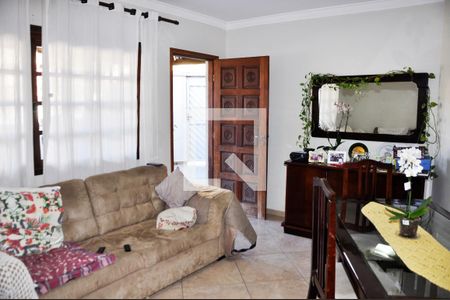 Casa à venda com 2 quartos, 127m² em Vila Mangalot, São Paulo
