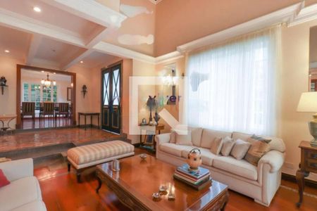 Casa à venda com 3 quartos, 550m² em Jardim Leonor, São Paulo