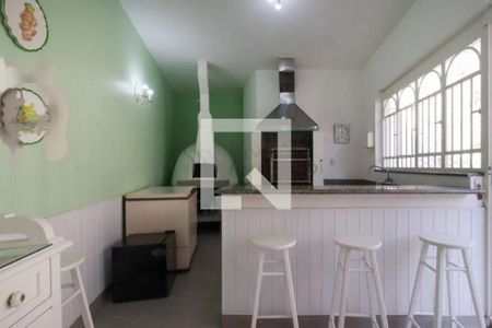 Casa à venda com 3 quartos, 550m² em Jardim Leonor, São Paulo