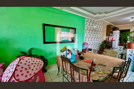 Casa para alugar com 4 quartos, 140m² em Jardim Iv Centenario, Guarulhos