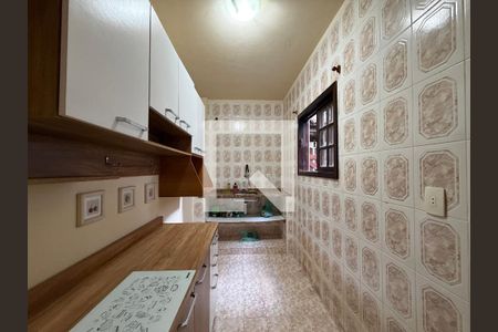 Cozinha  de casa de condomínio para alugar com 2 quartos, 70m² em Taquara, Rio de Janeiro