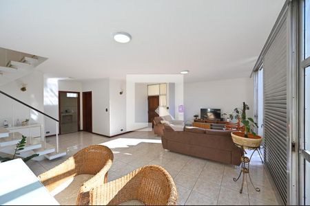 Sala de casa à venda com 4 quartos, 260m² em Vila da Saúde, São Paulo