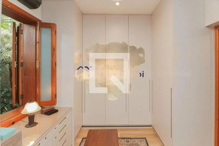Casa à venda com 3 quartos, 200m² em Vila Sonia, São Paulo