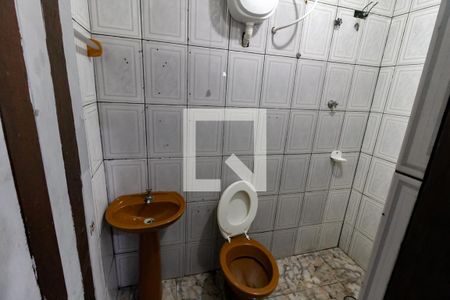 Banheiro de casa para alugar com 1 quarto, 40m² em Jardim Umuarama, São Paulo