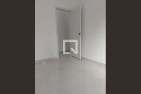 Corredor de apartamento para alugar com 2 quartos, 92m² em Vera Tereza, São Paulo