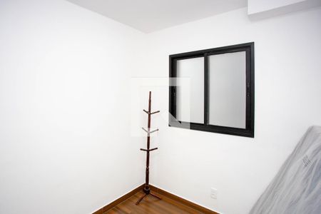 Quarto 2 de apartamento para alugar com 2 quartos, 43m² em Canhema, Diadema