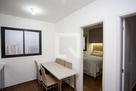 Sala de apartamento para alugar com 2 quartos, 43m² em Canhema, Diadema