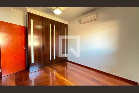 Casa à venda com 4 quartos, 360m² em Santa Cruz, Valinhos