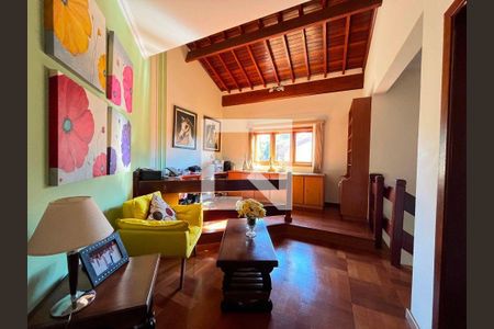 Casa à venda com 4 quartos, 340m² em Santa Cruz, Valinhos