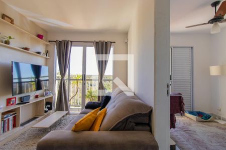 Sala de apartamento para alugar com 3 quartos, 52m² em Jardim Marilu, Cotia