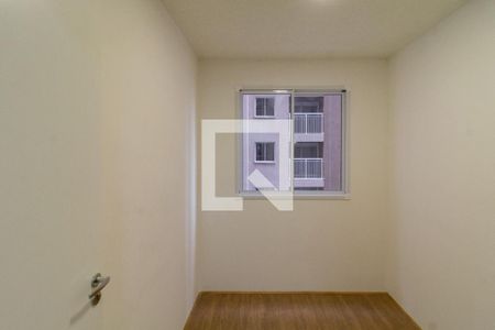 Quarto de apartamento para alugar com 2 quartos, 37m² em Parque Industrial Tomas Edson, São Paulo