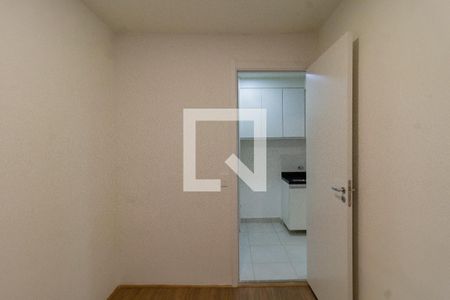 Quarto de apartamento para alugar com 2 quartos, 37m² em Parque Industrial Tomas Edson, São Paulo