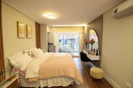Quarto 1 de casa à venda com 3 quartos, 400m² em Jardim Nossa Senhora do Carmo, São Paulo
