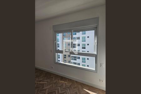 Quarto 1 de apartamento para alugar com 2 quartos, 86m² em Boa Vista, Curitiba