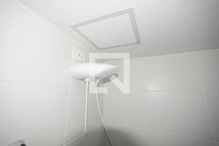 Banheiro de kitnet/studio à venda com 1 quarto, 27m² em Vila Mariana, São Paulo